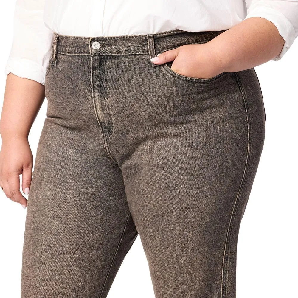 Levi Strauss Signature Gold Women's Size Heritage High Rise Straight (Standard and Plus)