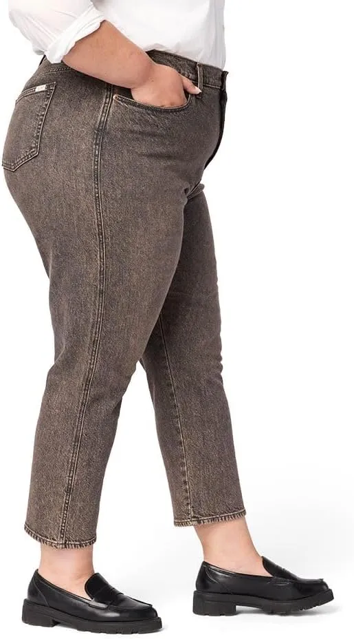 Levi Strauss Signature Gold Women's Size Heritage High Rise Straight (Standard and Plus)