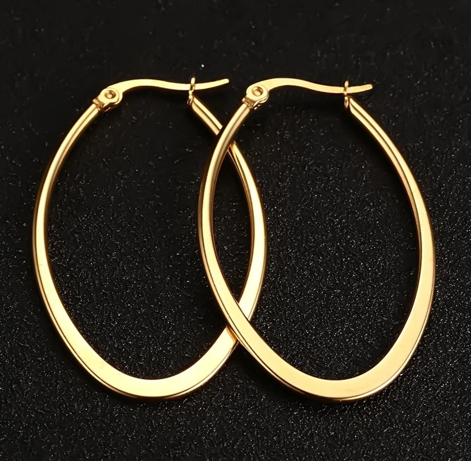 Nanafast Titanium Stainless Steel Oval-shaped Hoop Earrings for Women