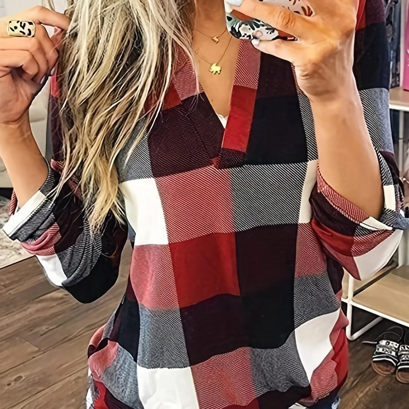 Stylish Plaid Vneck Perfect Everyday Long Sleeve Casual Shirt