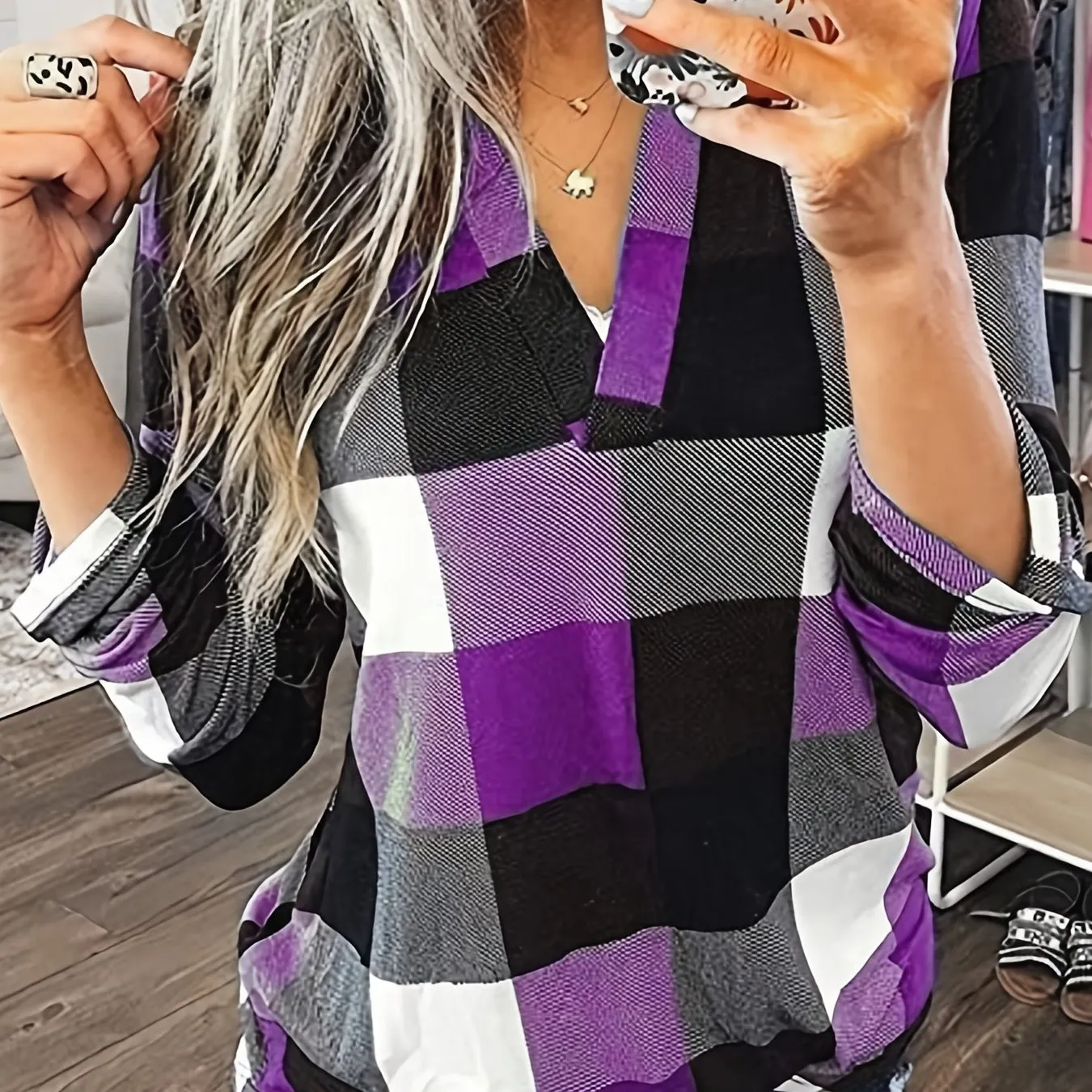 Stylish Plaid Vneck Perfect Everyday Long Sleeve Casual Shirt